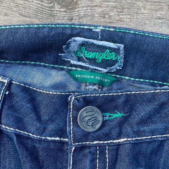 Wrangler premium Patch Jeans - Picture 5 of 10